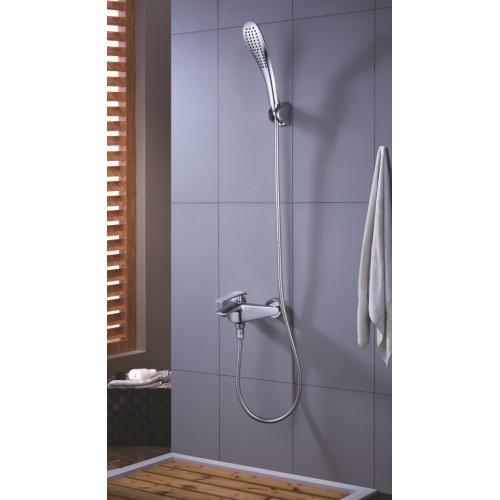 Смеситель для ванны Rose R1302 хром