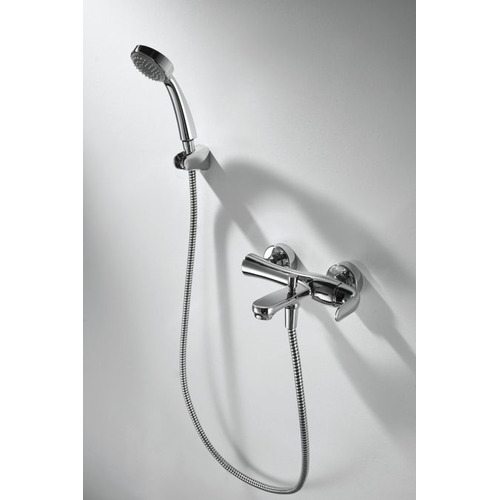 Смеситель Bravat Flow F671105C-B для ванны